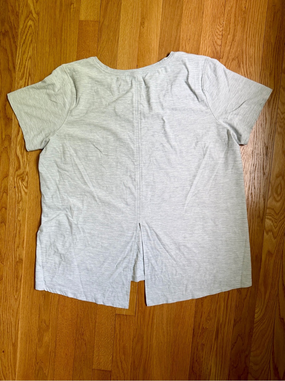 2 Pack Old Navy Active T-Shirts size XL - Picture 7 of 7